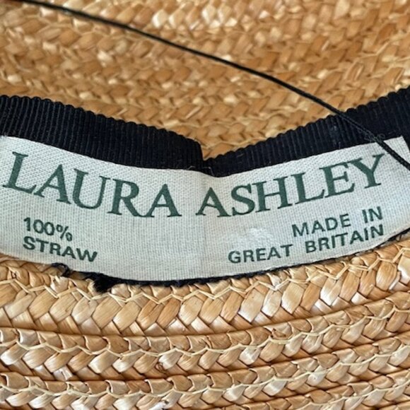 LAURA ASHLEY Vintage Straw Boater Hat with Navy White Ribbon Accent OS - Picture 3 of 16